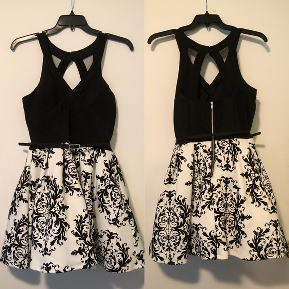 Homecoming Dress - Picture 2 of 3